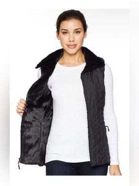 The North Face Reversible Mossbud Vest Women’s Small Black Quilted Insulated